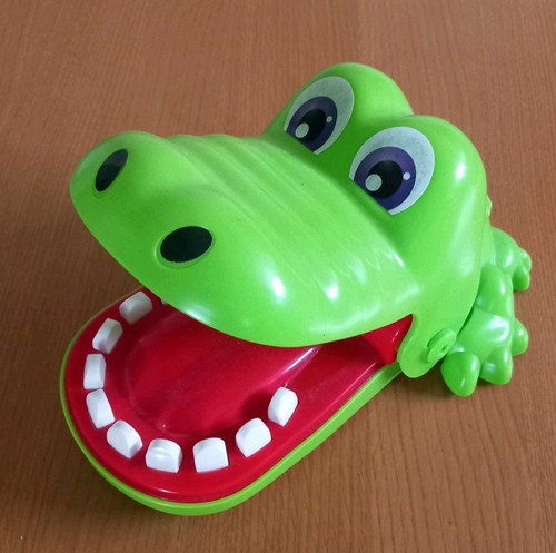 Crocodile dentist game - crocodile,
