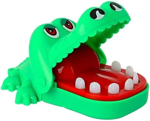 Green crocodile teeth home - green,