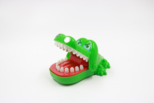 Crocodile dentist game - crocodile,