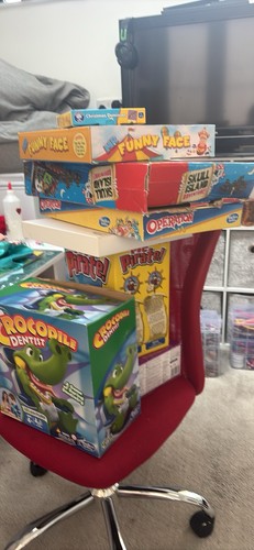 Mixed brands kids games job - mixed,