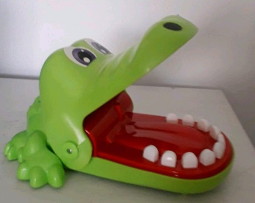 Crocodile dentist family - crocodile, +